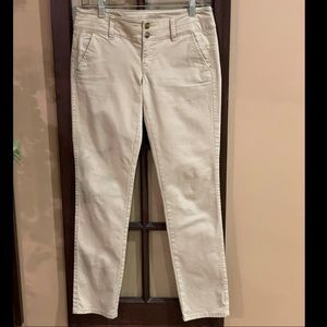 American Eagle Pants  skinny stretch khaki pants